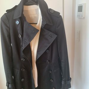 Burberry mini trench satin black